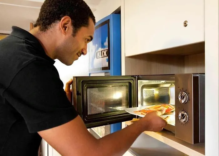 Hotel F1 Nantes Sud Aeroport 3*